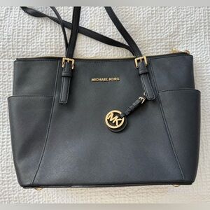 Michael Kors Jet Set Top Zip Black Leather Bag